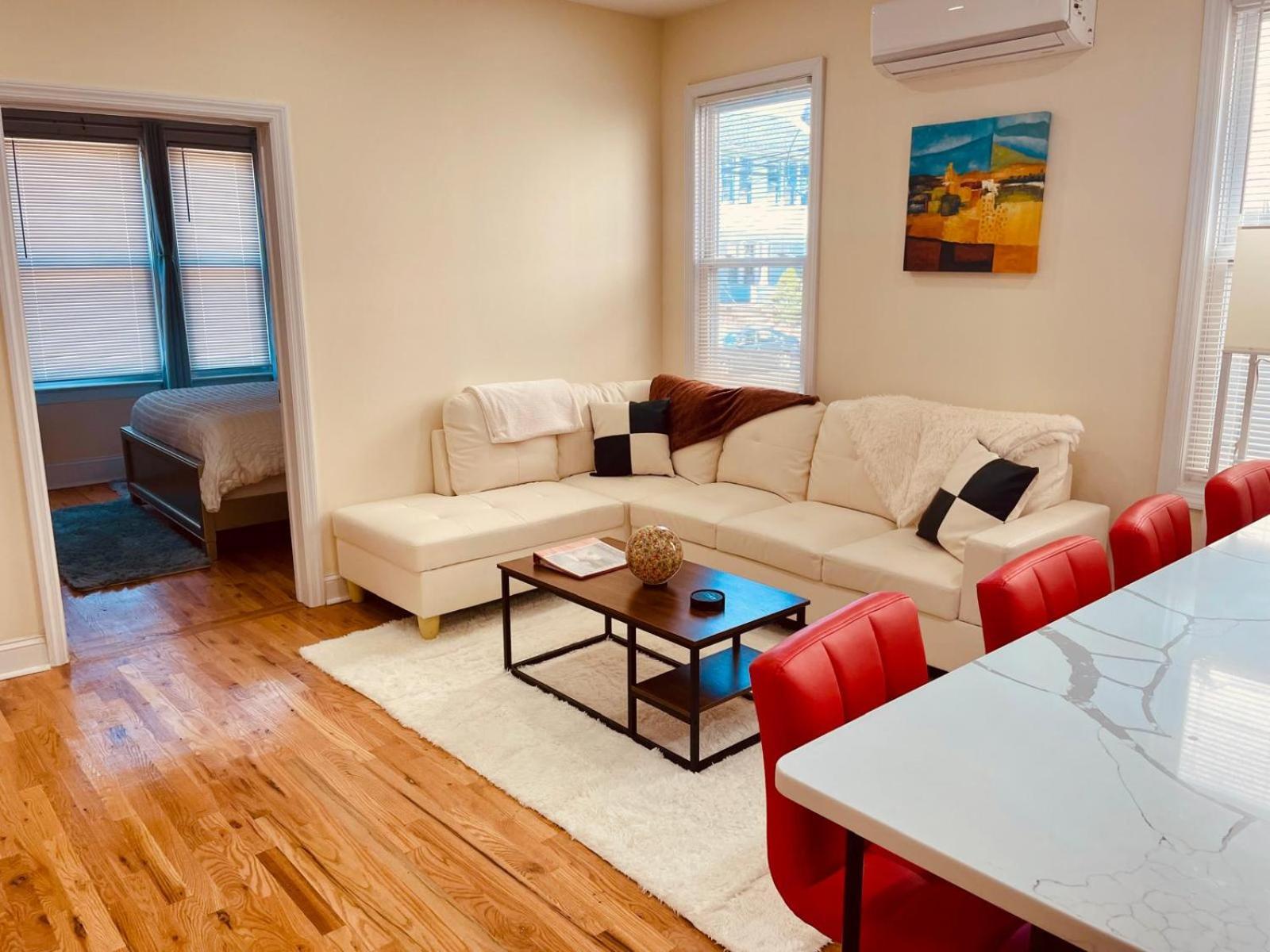 Ooohlala! 2 Beds And 2 Full Baths W/Free Parking Newark Exterior foto