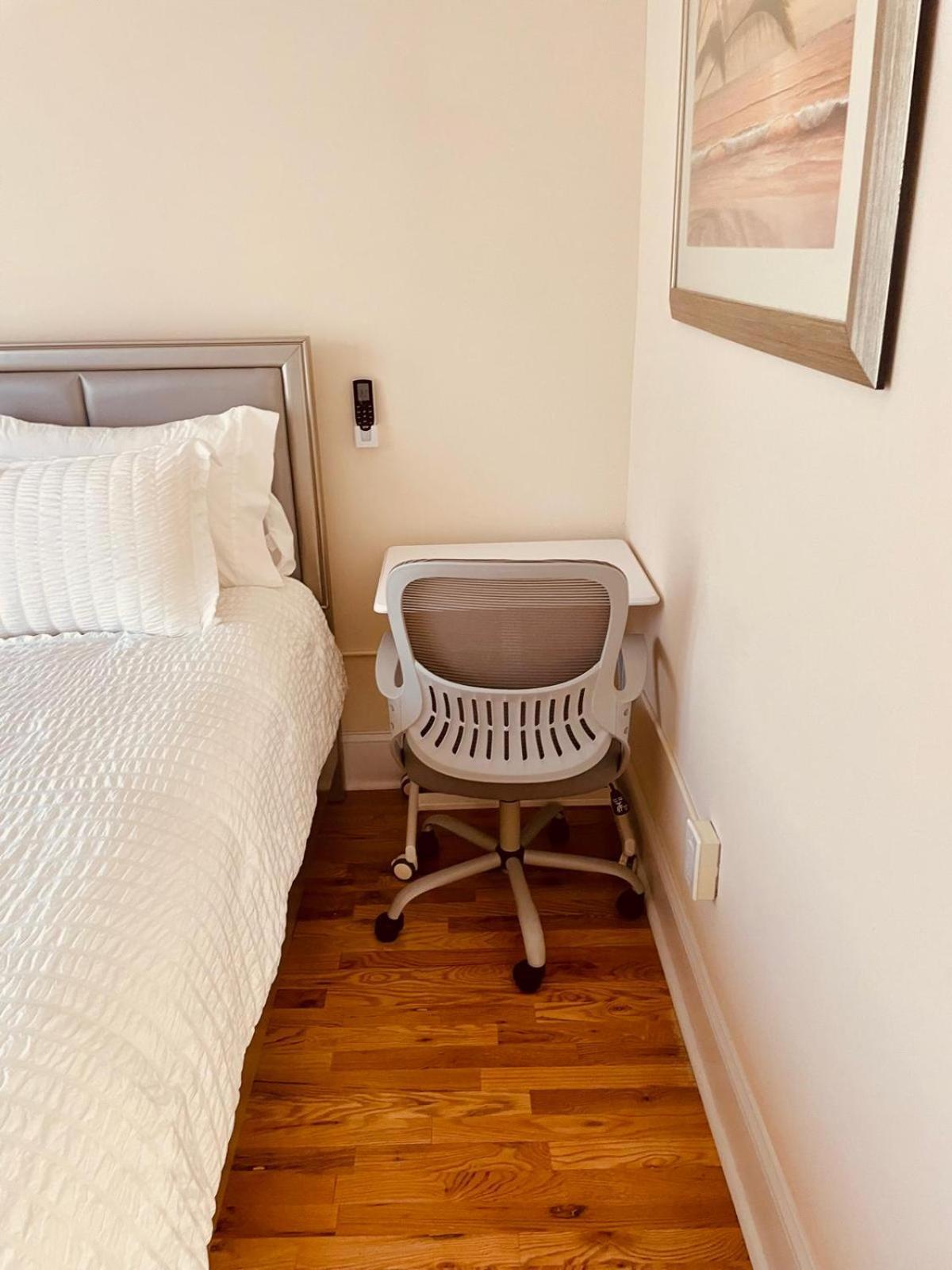 Ooohlala! 2 Beds And 2 Full Baths W/Free Parking Newark Exterior foto