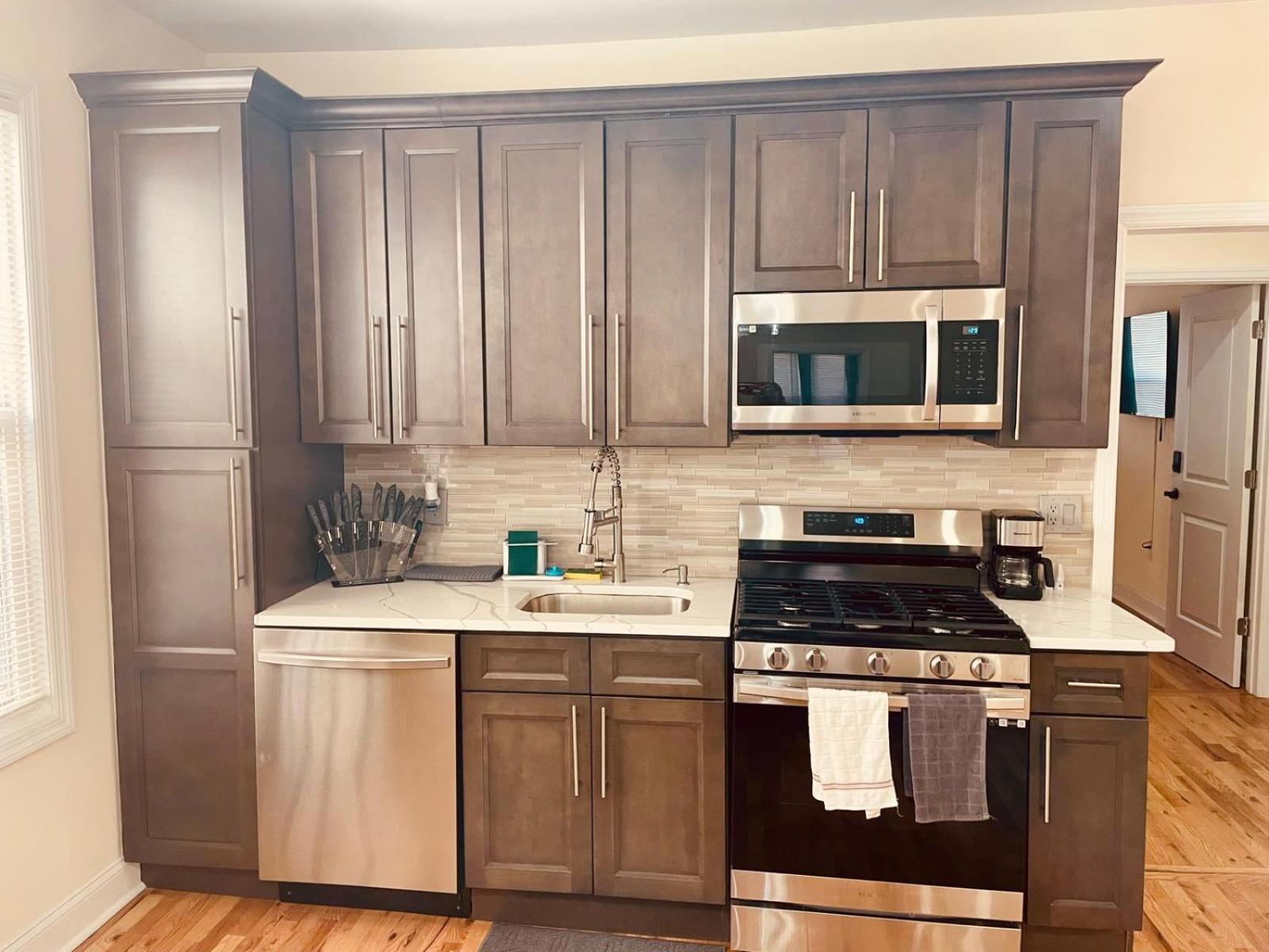 Ooohlala! 2 Beds And 2 Full Baths W/Free Parking Newark Exterior foto