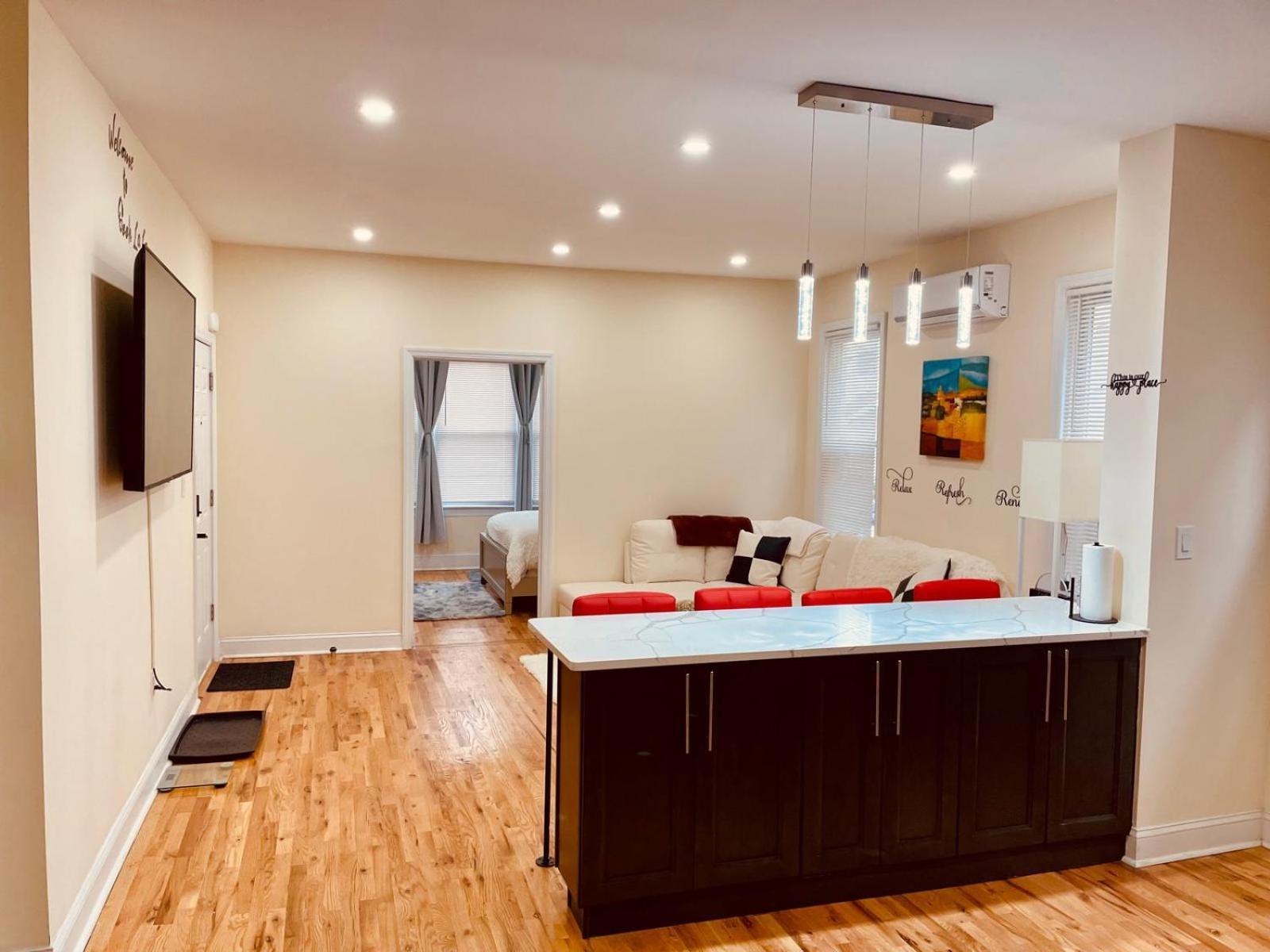 Ooohlala! 2 Beds And 2 Full Baths W/Free Parking Newark Exterior foto