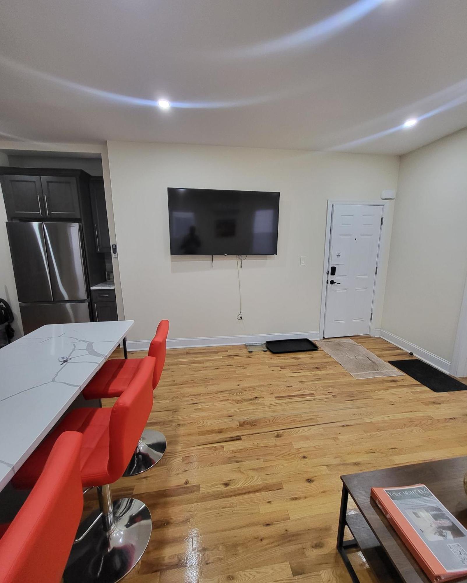 Ooohlala! 2 Beds And 2 Full Baths W/Free Parking Newark Exterior foto