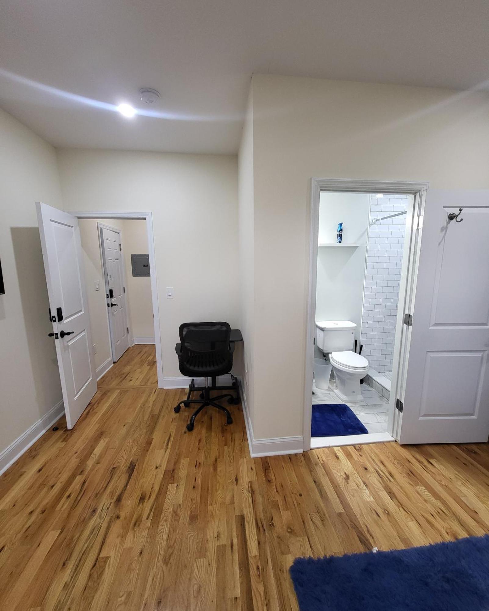 Ooohlala! 2 Beds And 2 Full Baths W/Free Parking Newark Exterior foto