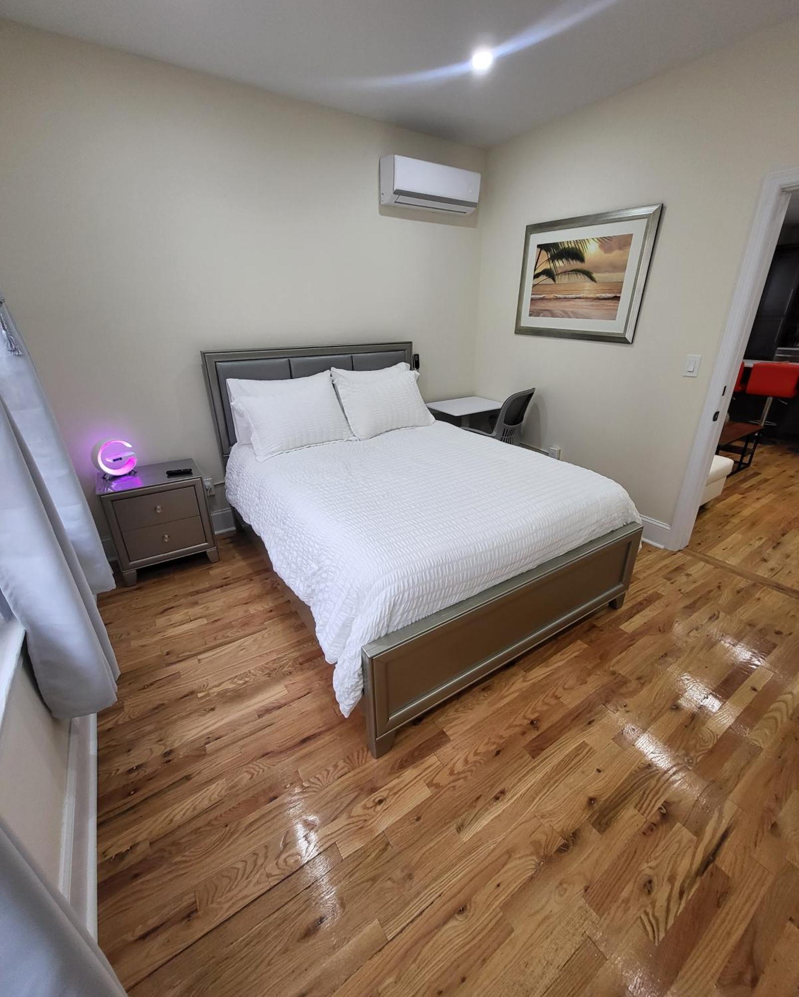 Ooohlala! 2 Beds And 2 Full Baths W/Free Parking Newark Exterior foto