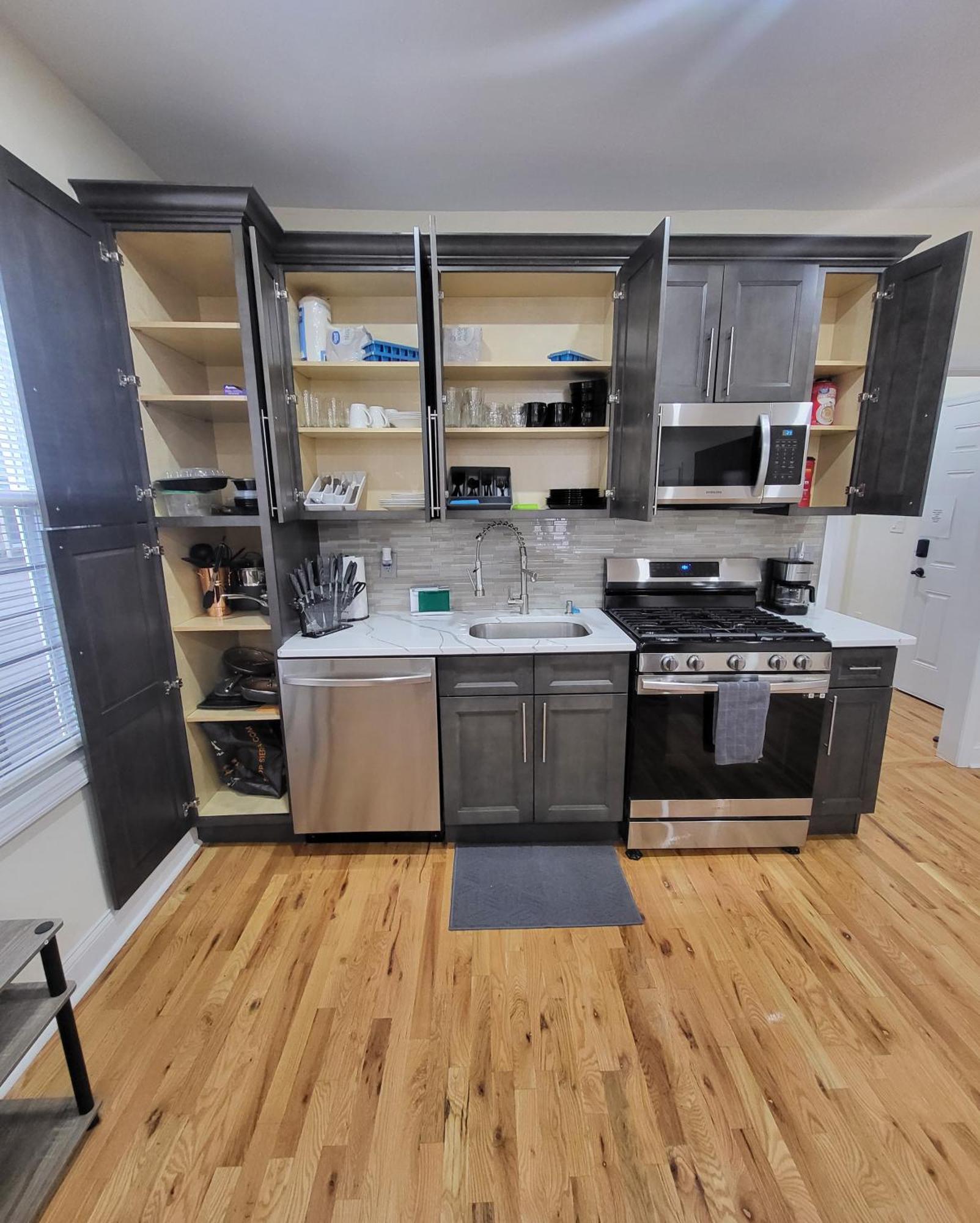 Ooohlala! 2 Beds And 2 Full Baths W/Free Parking Newark Exterior foto