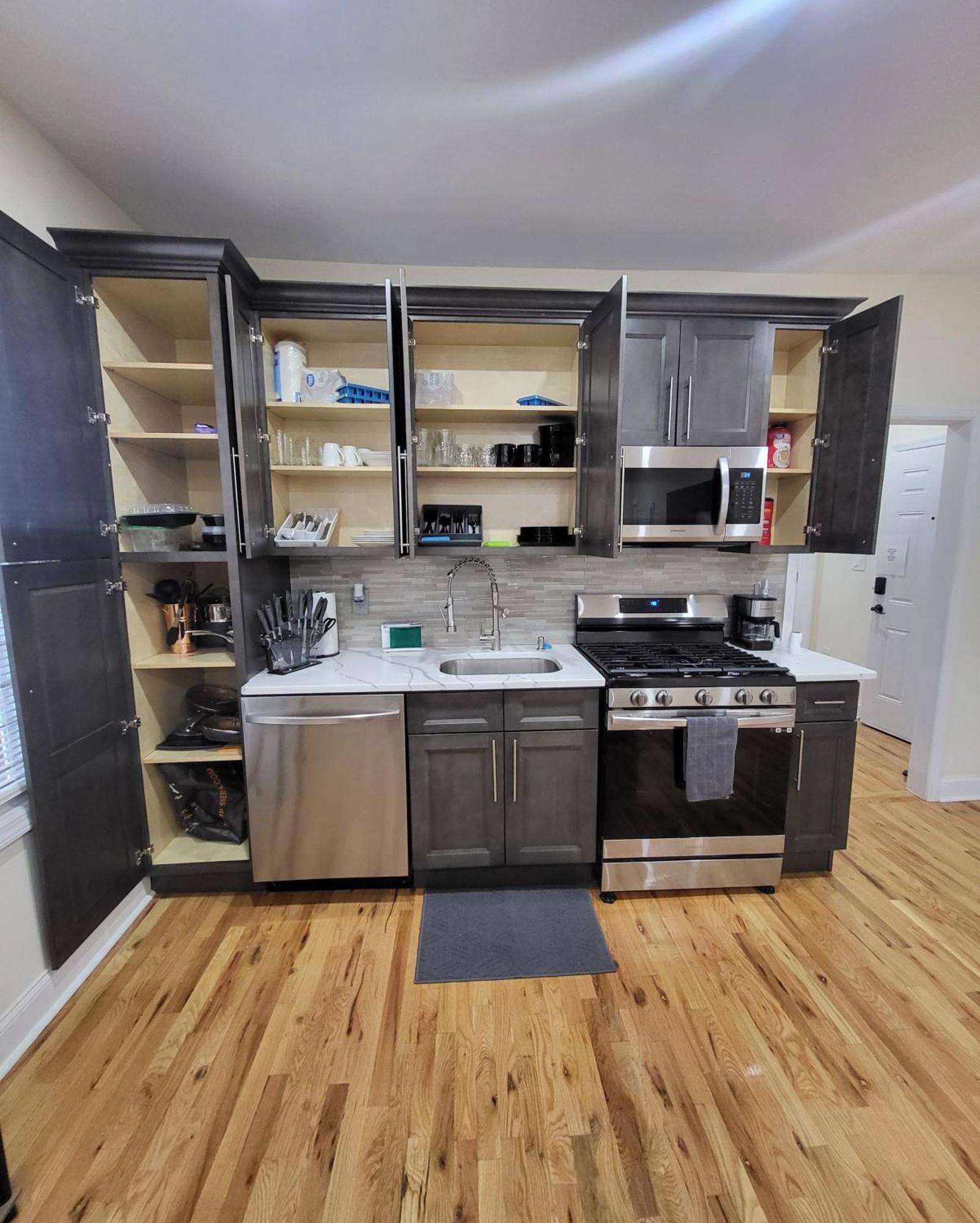 Ooohlala! 2 Beds And 2 Full Baths W/Free Parking Newark Exterior foto